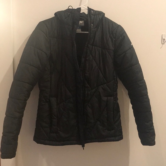 Women’s Columbia winter coat - Picture 2 of 4